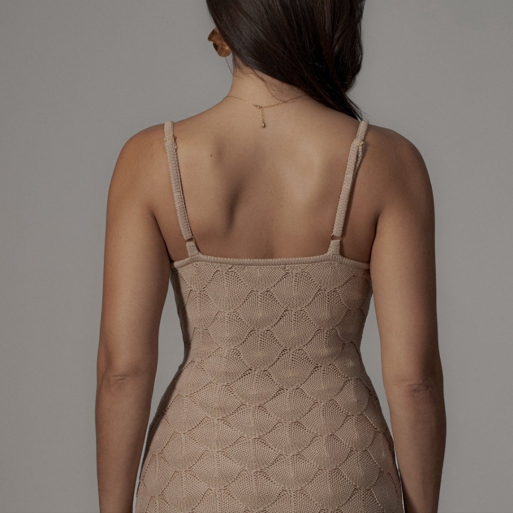 Elegant Tan Dress - Picture 5 of 13